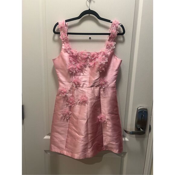 ELLIATT Elder Floral Decal Applique Mini Dress In Pink wedding Guest size L NWT - Picture 5 of 7